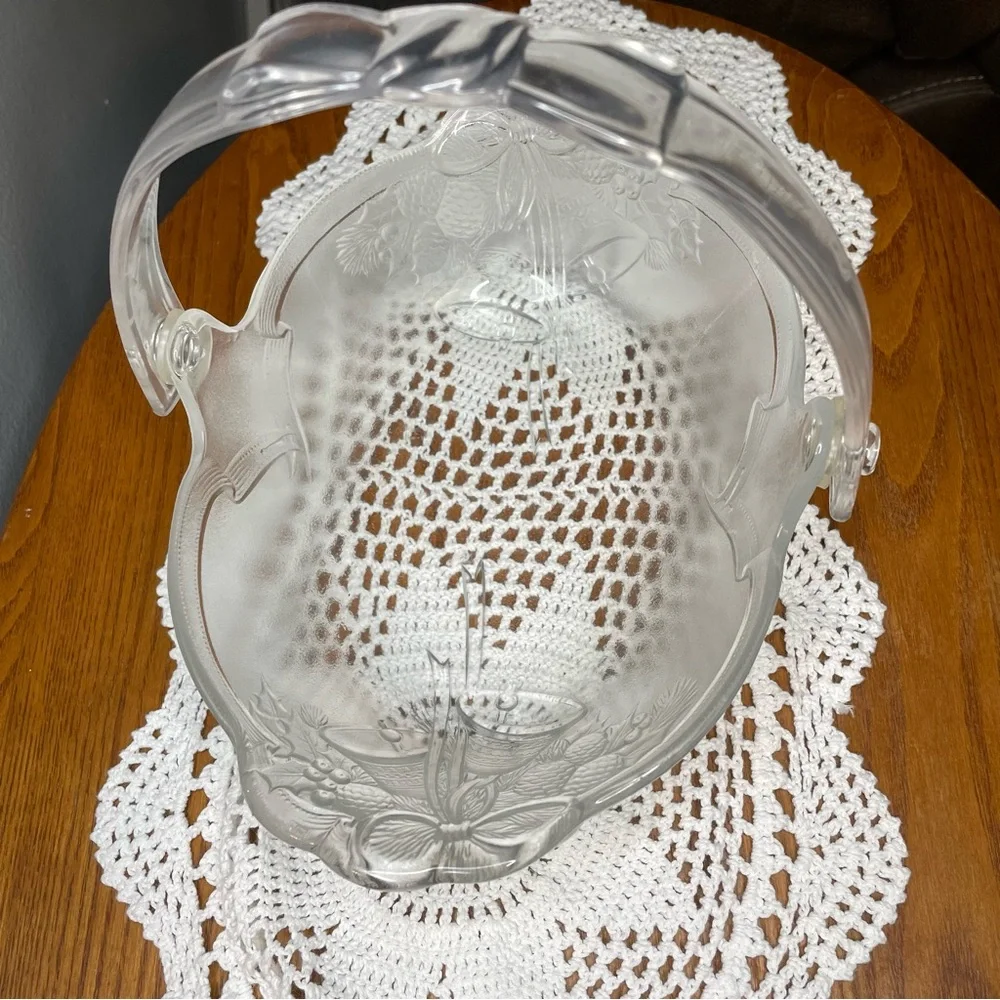 MIkASA Candy Bowl Holiday Bells Clear Cristal Basket.